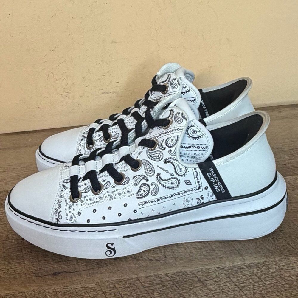 Skechers Snoop One Double G Slip Ins Size 7 Shoes sneakers white black